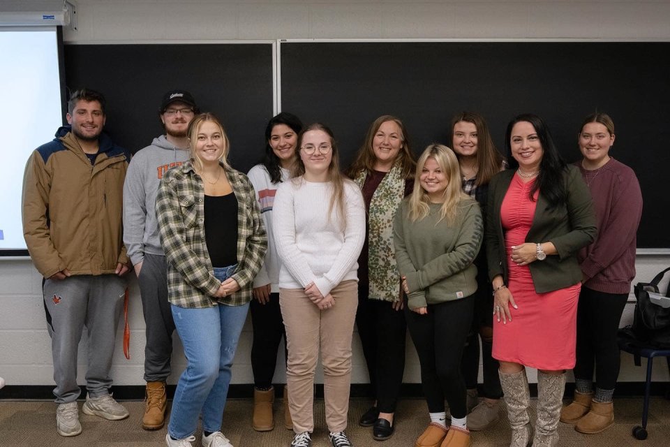 Dr. Diane Wynne, the Executive Director of DEI at NYSED visits with Dr. Meredith Madden's Culturally Responsive-Sustaining Education class.